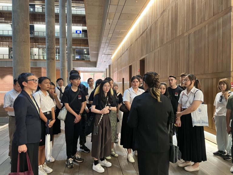 LINE_ALBUM_Day 1_240619_10_0